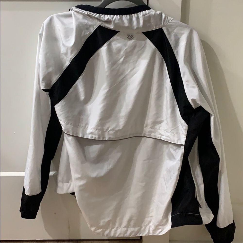 jacket - Picture 2 of 2